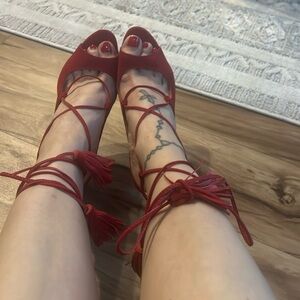 Schutz gorgeous 👠 heels size 7.5😍😍😍